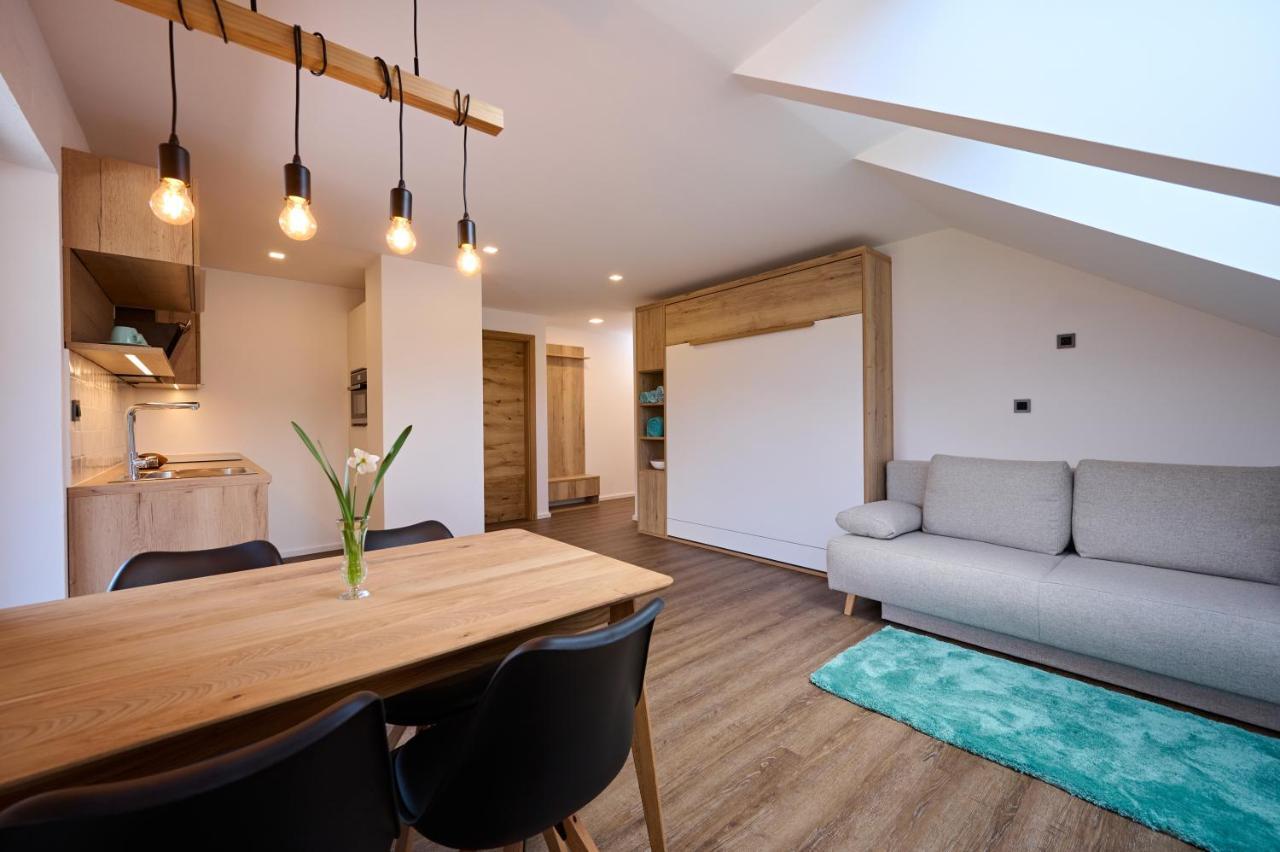 Ferienwohnung Domacija Metul Luče Exterior foto