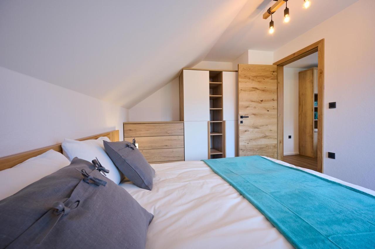Ferienwohnung Domacija Metul Luče Exterior foto