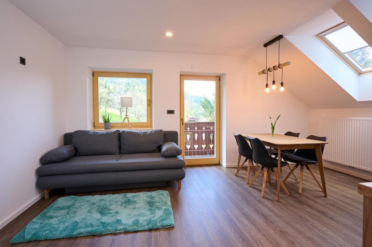 Ferienwohnung Domacija Metul Luče Exterior foto